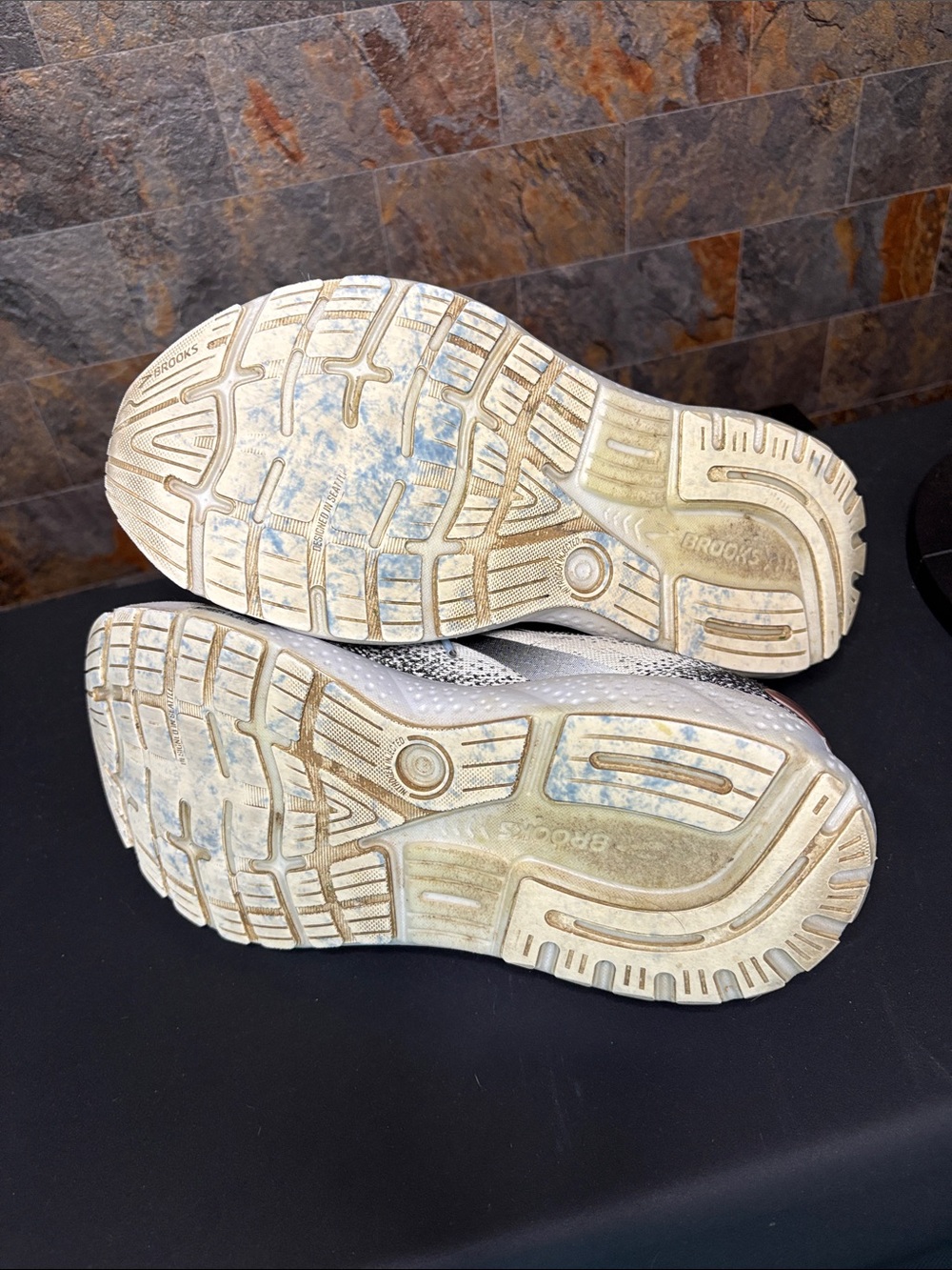 Brooks Ghost 16 - Picture 4 of 5